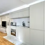 Apartment 3-chambres Luxueux Et Familial -vendome- Climatise