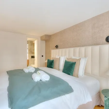 3-chambres Luxueux Et Familial -vendome- Climatise Apartment