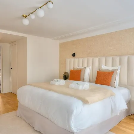 3-chambres Luxueux Et Familial -vendome- Climatise Apartment